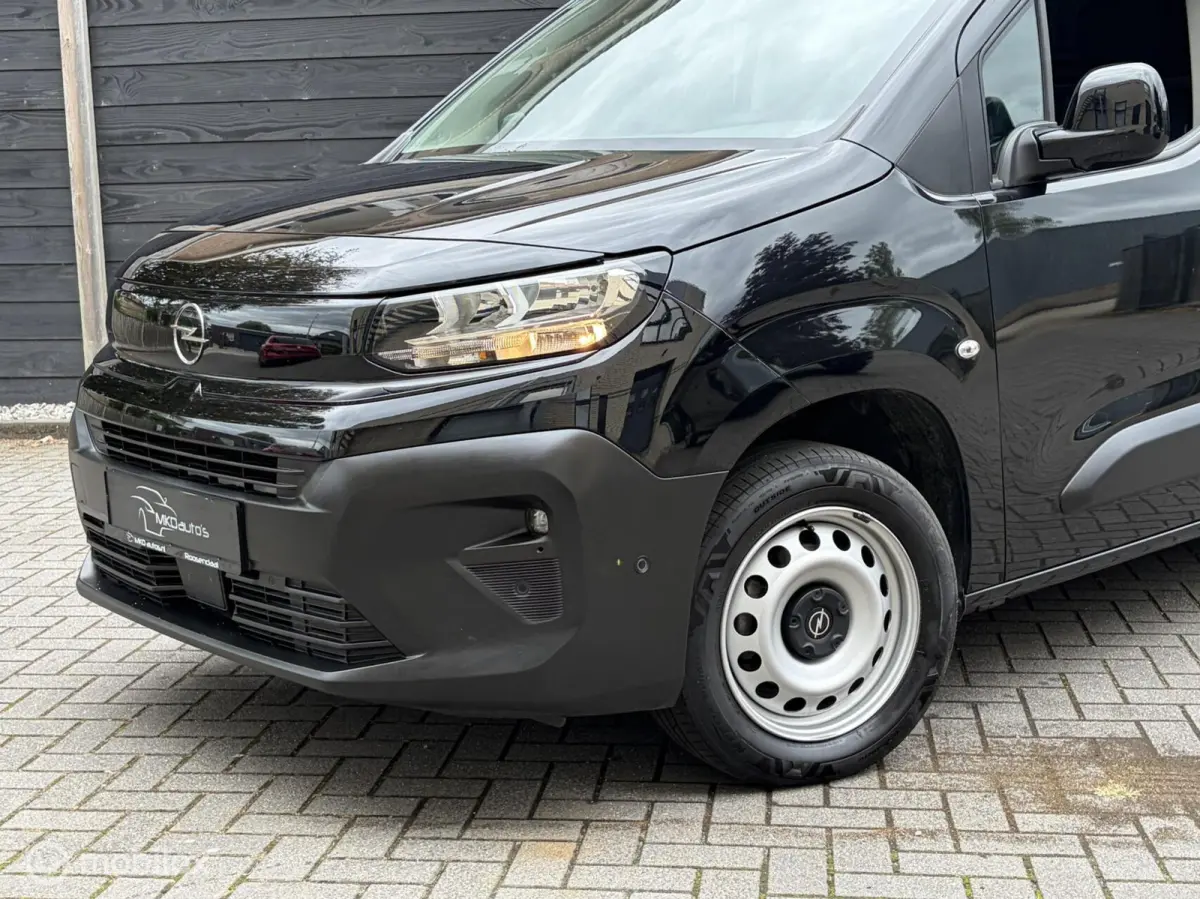 1.5 BlueHDi 102 PK binnenspiegelcamera / airco / FM nav / Carplay / camera 360
