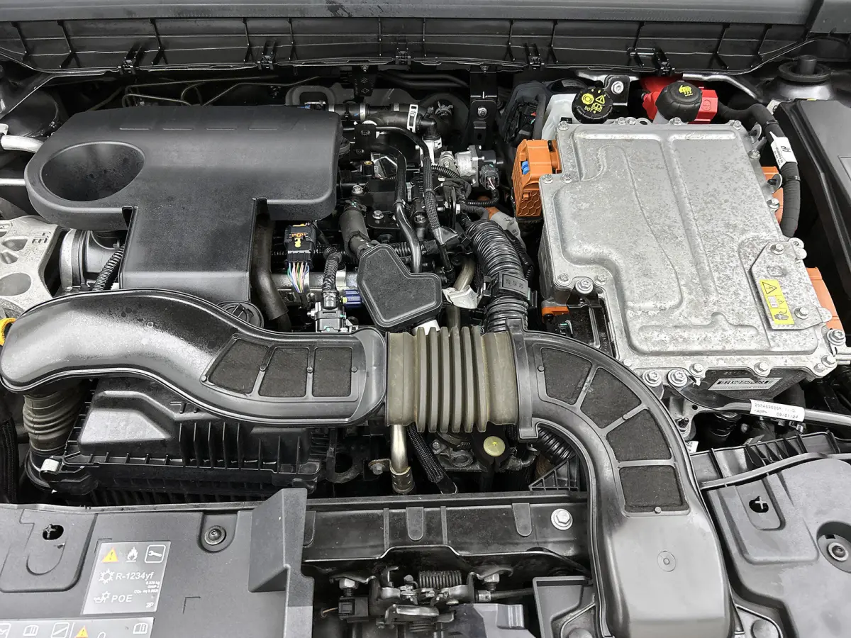 1.6 E-Tech full hybrid 145 techno Automaat / Cruise-ctr. / Airco-ecc / navigatie / Parkeer camera / Apk 05-2028
