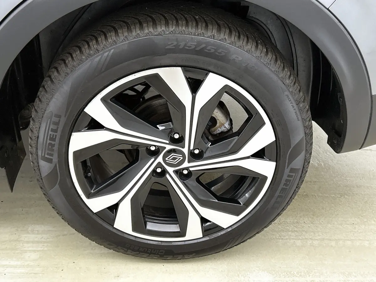 1.6 E-Tech full hybrid 145 techno Automaat / Cruise-ctr. / Airco-ecc / navigatie / Parkeer camera / Apk 05-2028