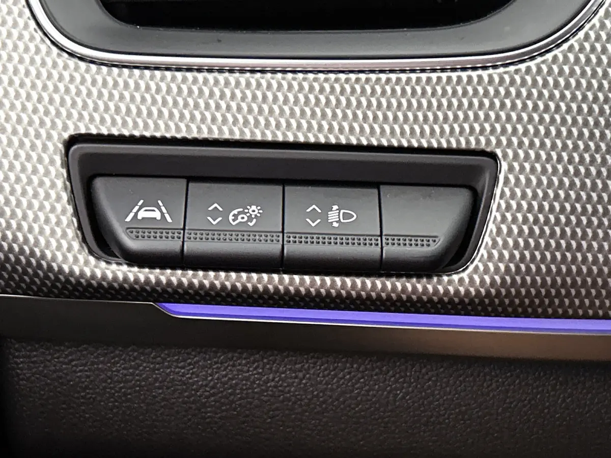 1.6 E-Tech full hybrid 145 techno Automaat / Cruise-ctr. / Airco-ecc / navigatie / Parkeer camera / Apk 05-2028