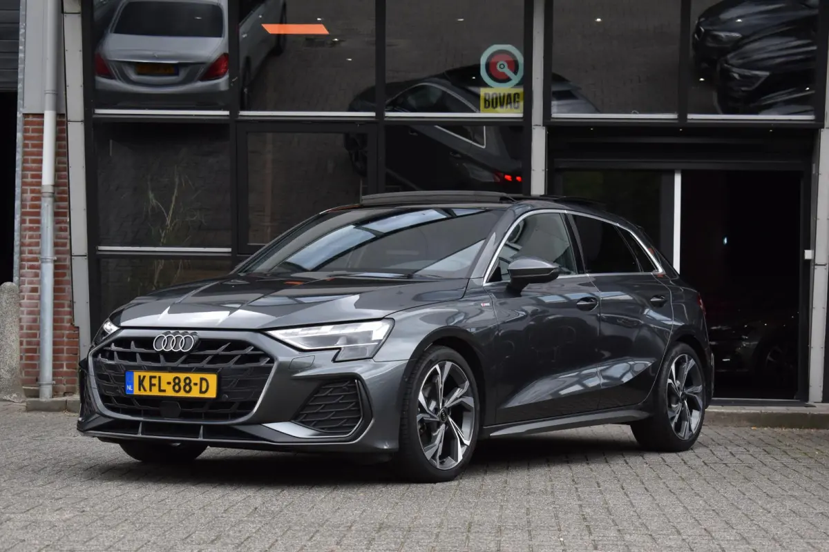 35 TFSI 3X S-Line Pano Keyless Sonos Camera