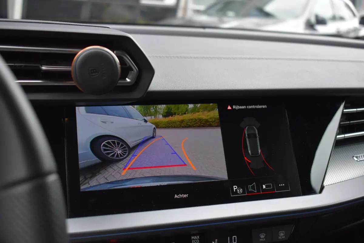35 TFSI 3X S-Line Pano Keyless Sonos Camera