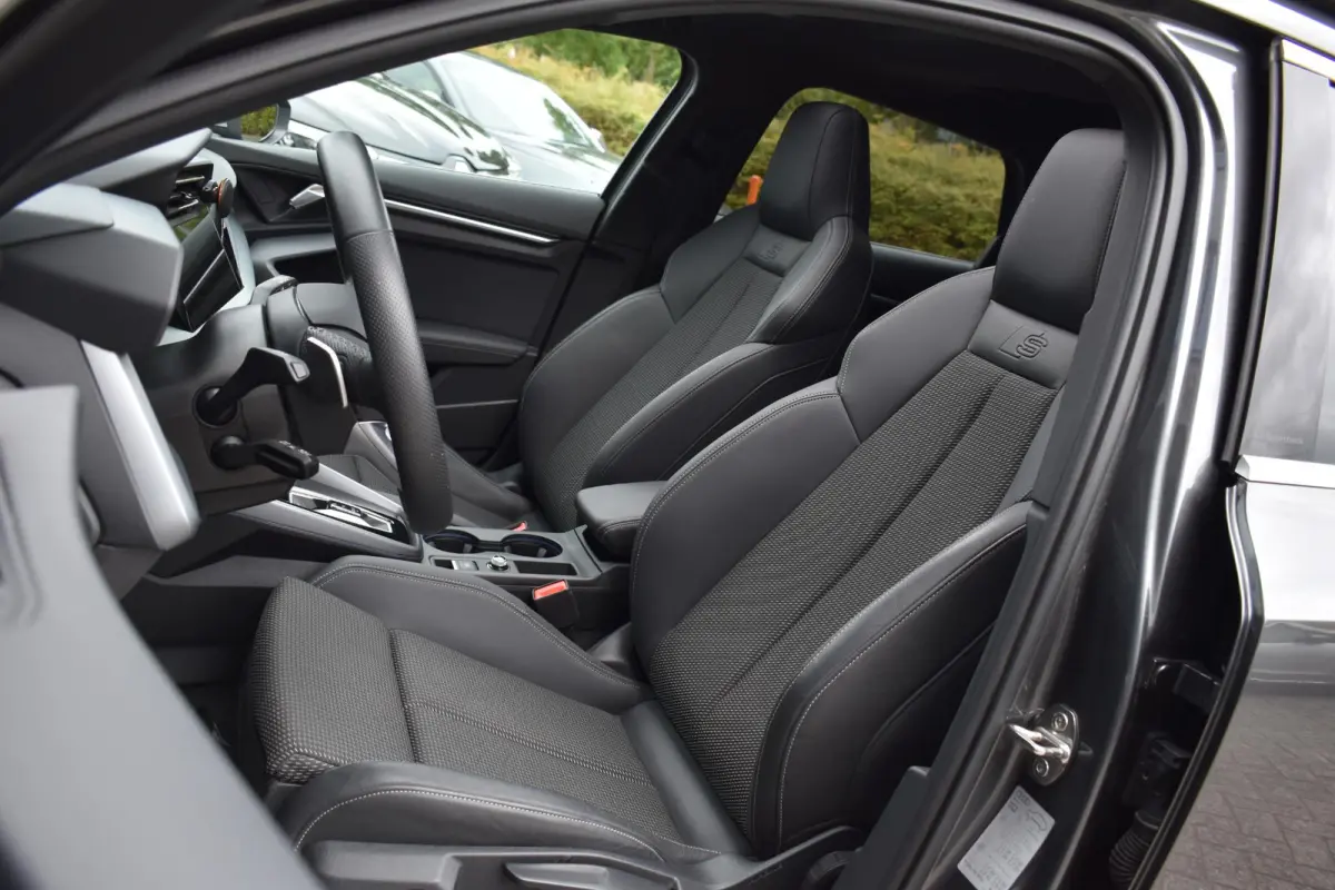 35 TFSI 3X S-Line Pano Keyless Sonos Camera