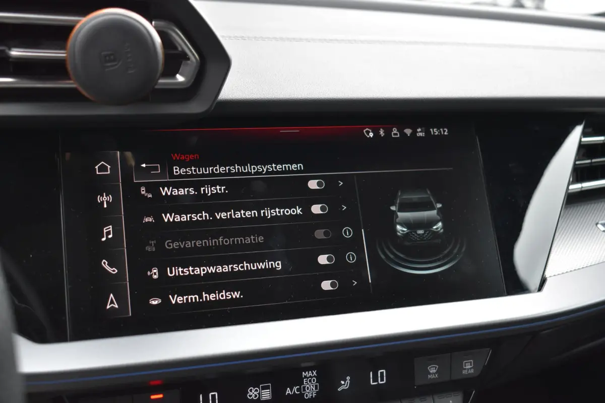 35 TFSI 3X S-Line Pano Keyless Sonos Camera