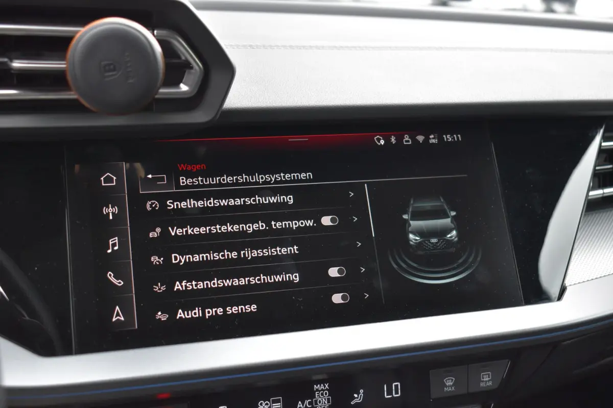 35 TFSI 3X S-Line Pano Keyless Sonos Camera