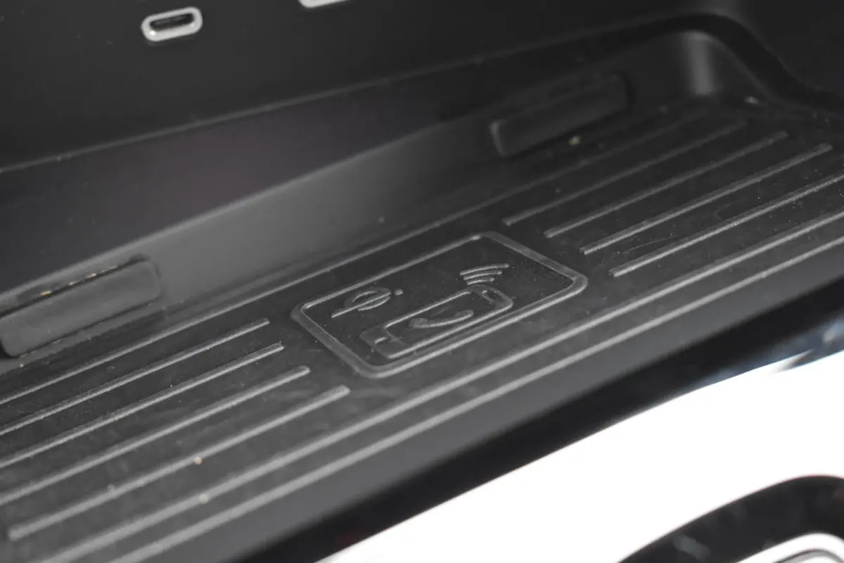 35 TFSI 3X S-Line Pano Keyless Sonos Camera