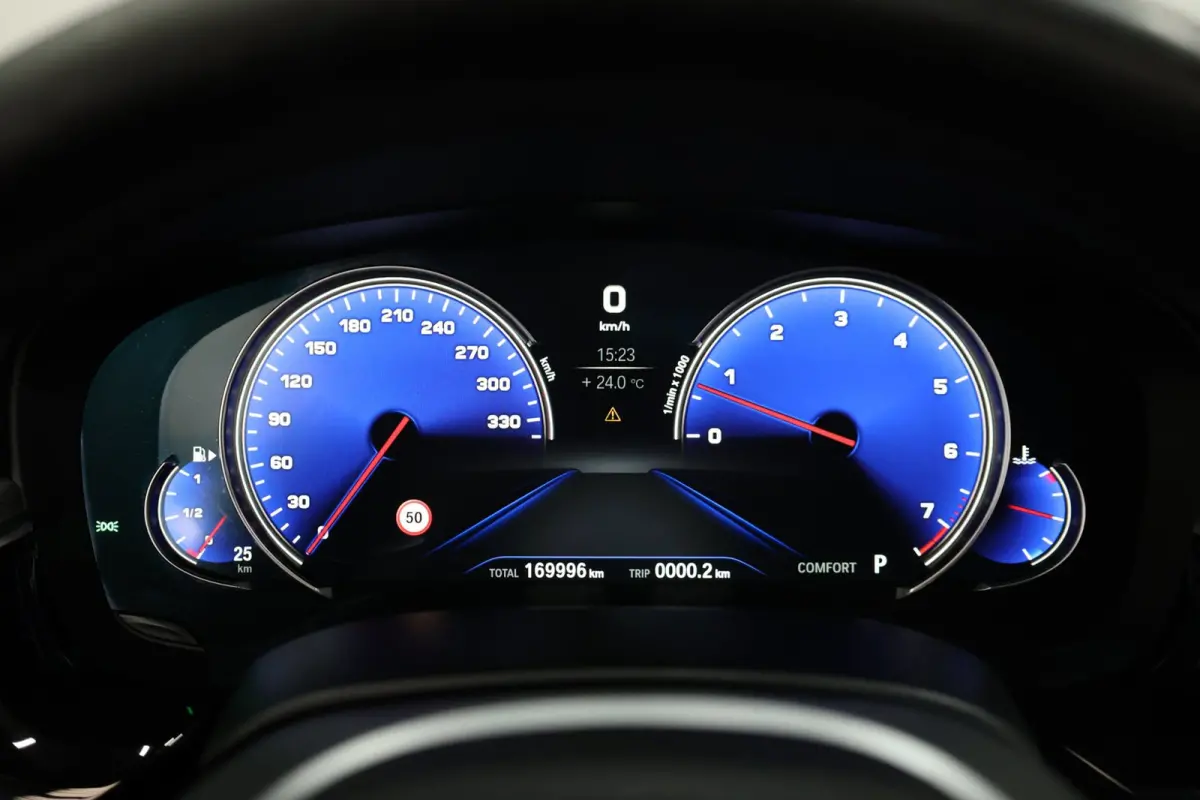 540i xDrive M-Sport LED/VIRTUAL/SFEER/PANO/LEER+S.VERWARMING+MEMORY/19" LMV/360/ACC/ECC/12 MND GARANTIE!