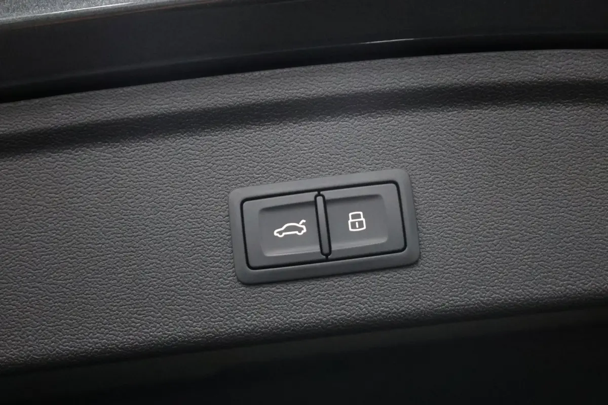 2.5 TFSI quattro 400+PK MATRIX-LED/VIRTUAL/B&O/SFEER/LEDER+S.VERWARMING/19"LMV/CAM/PDC/ACC/12 MND GARANTIE!!