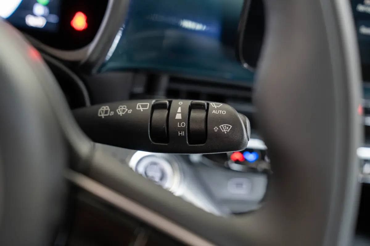 1.0 Hybrid Torino Launch Edition | Tot 8 Jaar Garantie | Climate Controle | Apple Carplay & Android Auto | Parkeersensoren | Lichtmetalen velgen |