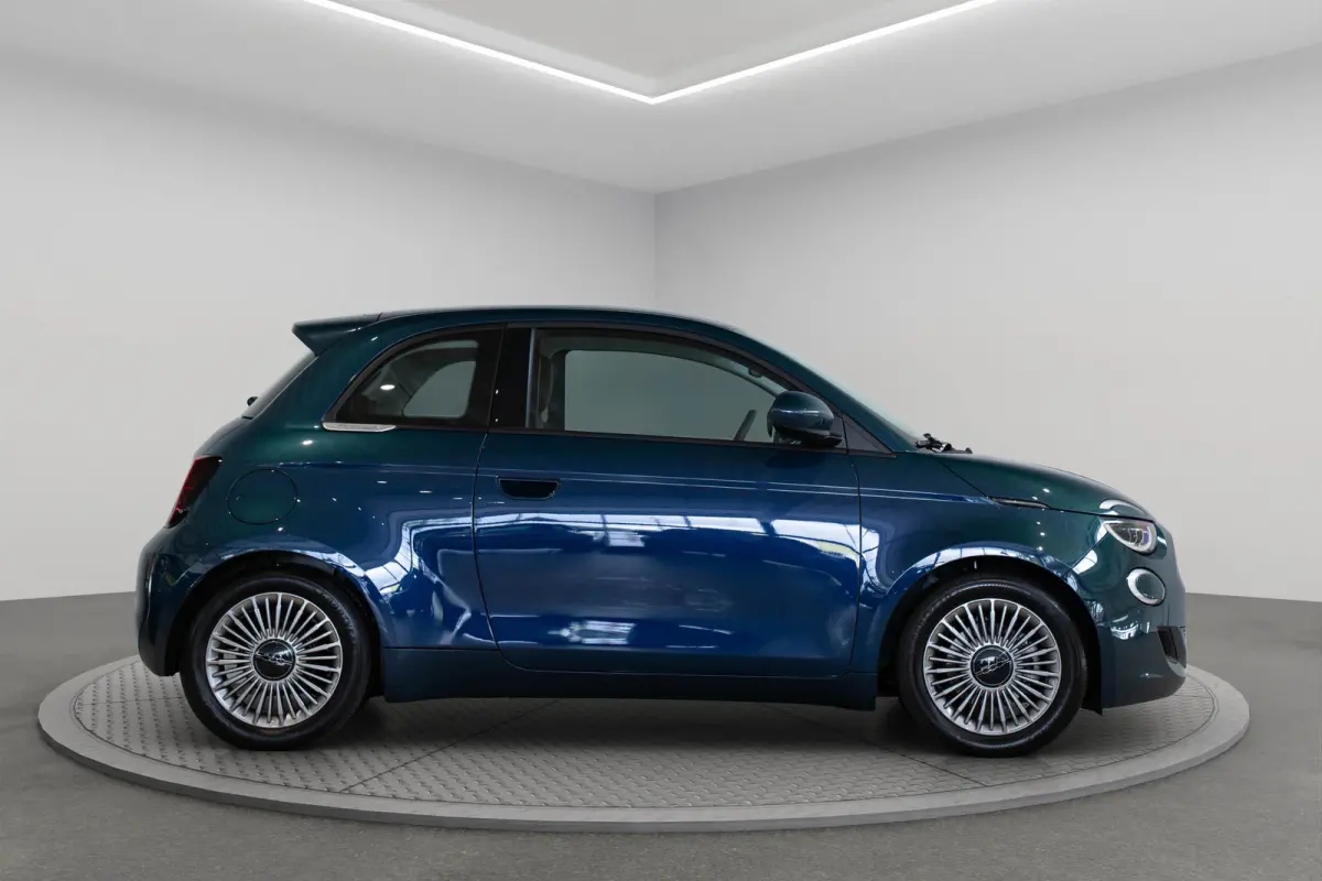 1.0 Hybrid Torino Launch Edition | Tot 8 Jaar Garantie | Climate Controle | Apple Carplay & Android Auto | Parkeersensoren | Lichtmetalen velgen |