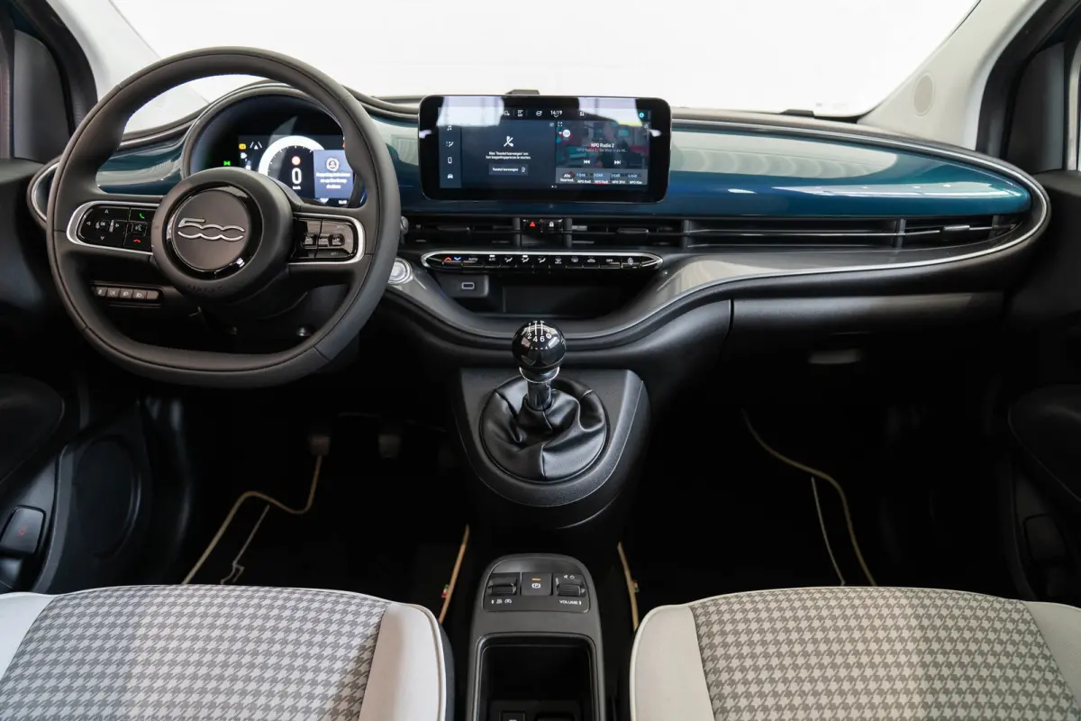 1.0 Hybrid Torino Launch Edition | Tot 8 Jaar Garantie | Climate Controle | Apple Carplay & Android Auto | Parkeersensoren | Lichtmetalen velgen |