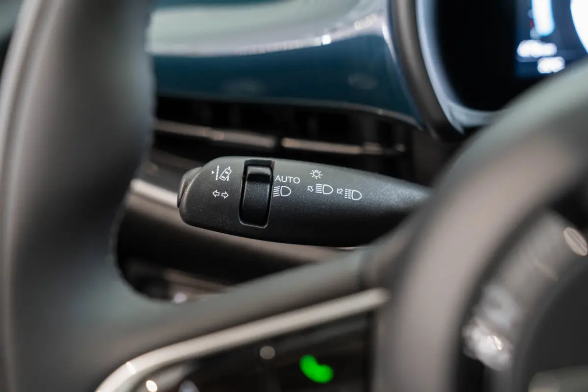 1.0 Hybrid Torino Launch Edition | Tot 8 Jaar Garantie | Climate Controle | Apple Carplay & Android Auto | Parkeersensoren | Lichtmetalen velgen |