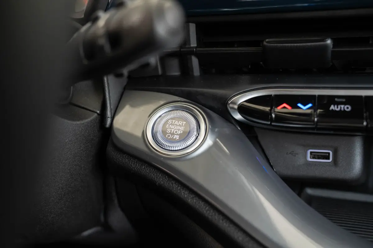 1.0 Hybrid Torino Launch Edition | Tot 8 Jaar Garantie | Climate Controle | Apple Carplay & Android Auto | Parkeersensoren | Lichtmetalen velgen |