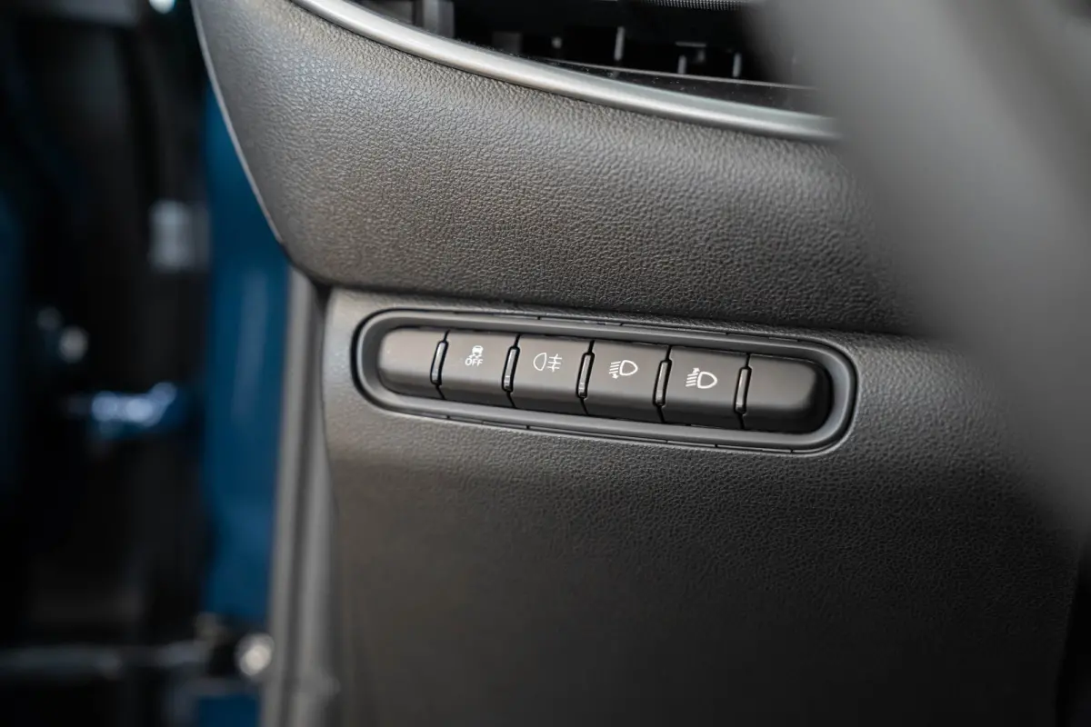 1.0 Hybrid Torino Launch Edition | Tot 8 Jaar Garantie | Climate Controle | Apple Carplay & Android Auto | Parkeersensoren | Lichtmetalen velgen |
