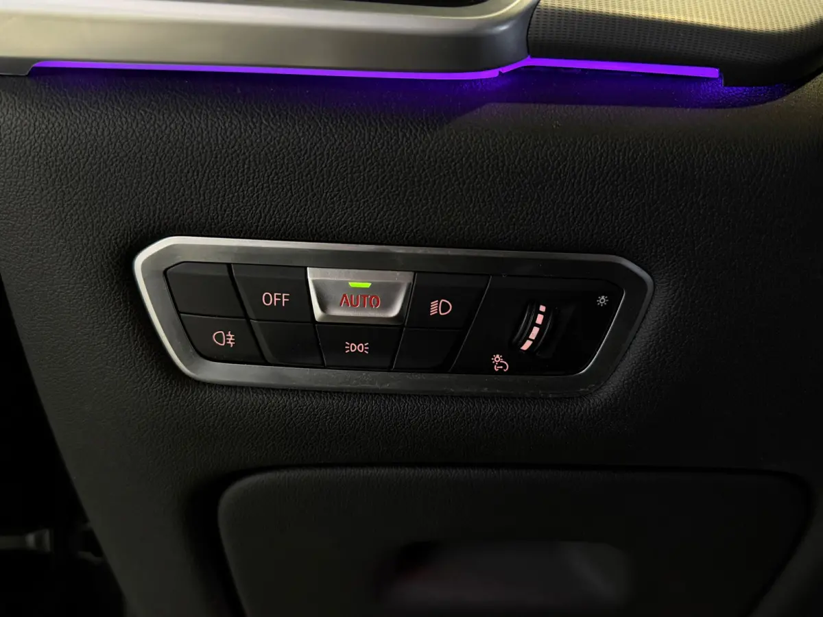 45e xDrive M-Sport Pano|HuD|Trekhaak|Laser|Luchtvering
