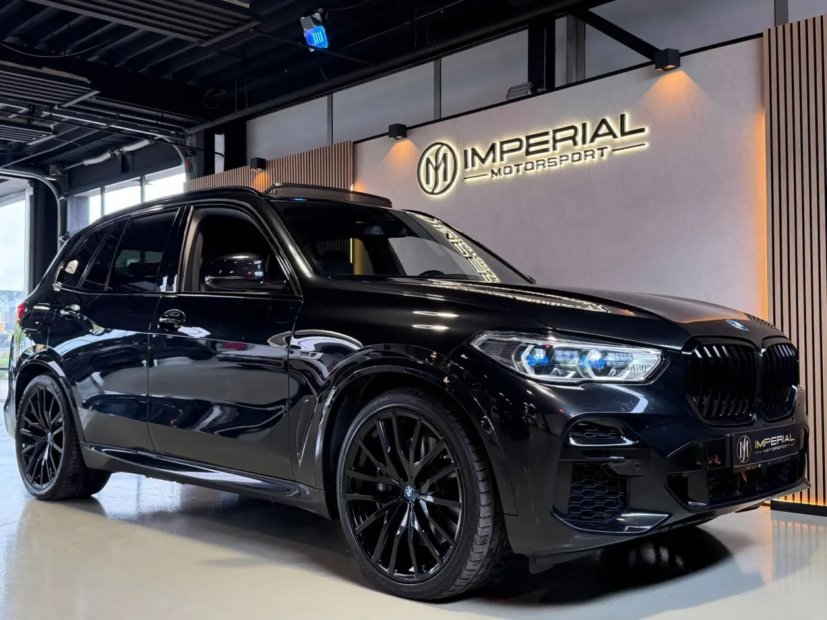 45e xDrive M-Sport Pano|HuD|Trekhaak|Laser|Luchtvering