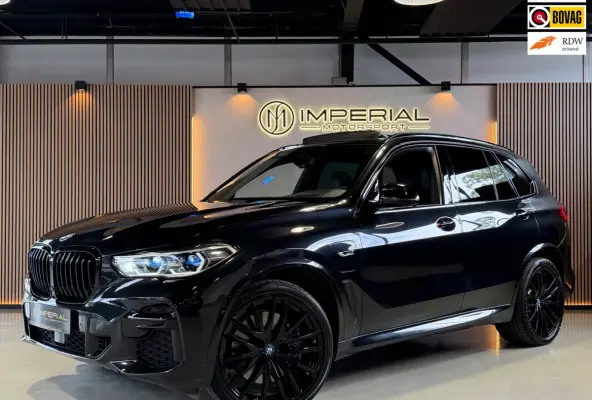 45e xDrive M-Sport Pano|HuD|Trekhaak|Laser|Luchtvering