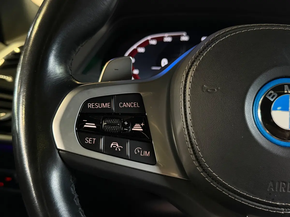 45e xDrive M-Sport Pano|HuD|Trekhaak|Laser|Luchtvering