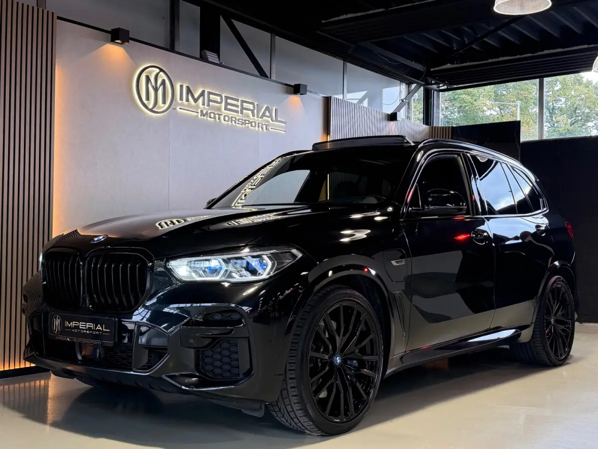 45e xDrive M-Sport Pano|HuD|Trekhaak|Laser|Luchtvering