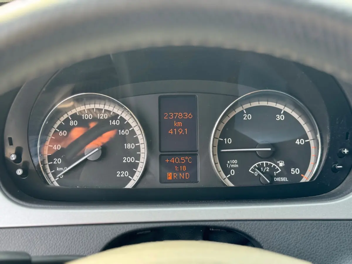 122 CDI 343 DC Comfort Plus XL 2014 MARGE
