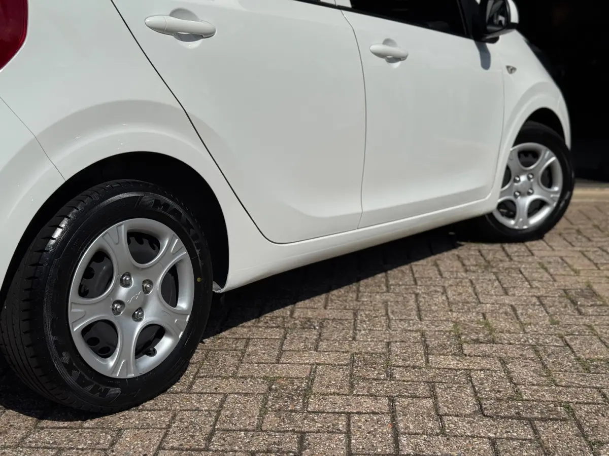 1.0 DPi ComfortLine 2022 5drs NAVI AIRCO BTW NAP