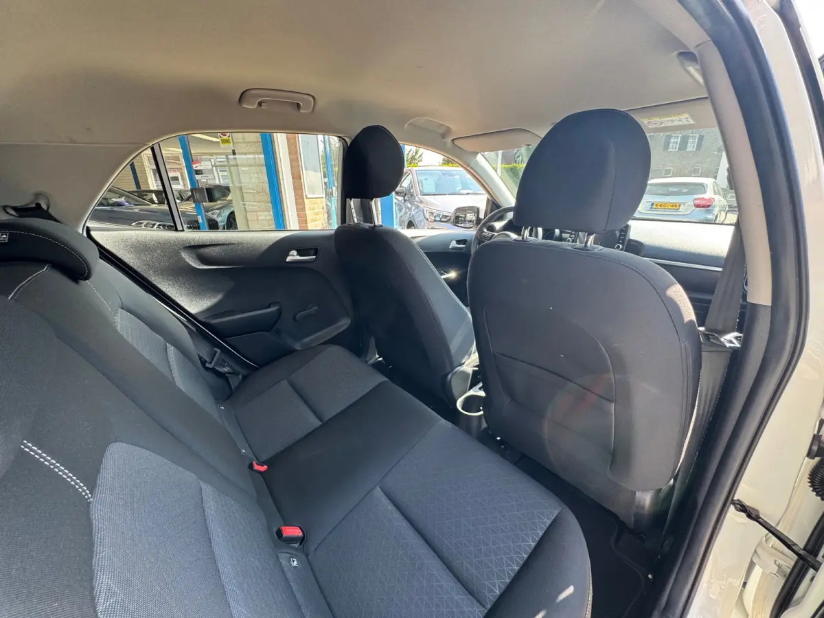 1.0 DPi ComfortLine 2022 5drs NAVI AIRCO BTW NAP