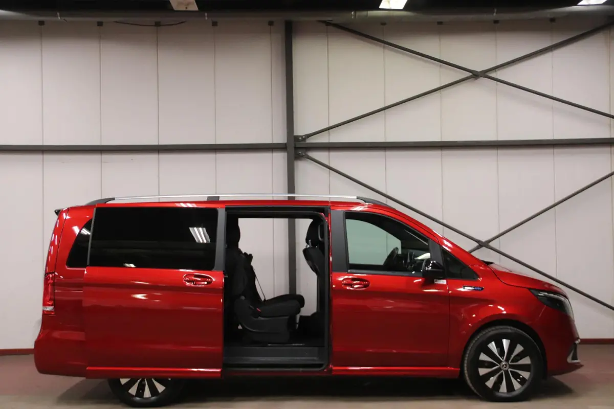 300 L2 LANG 6 persoonsuitvoering Mercedes-Benz EQV 300 L2 6-persoonuitvoering