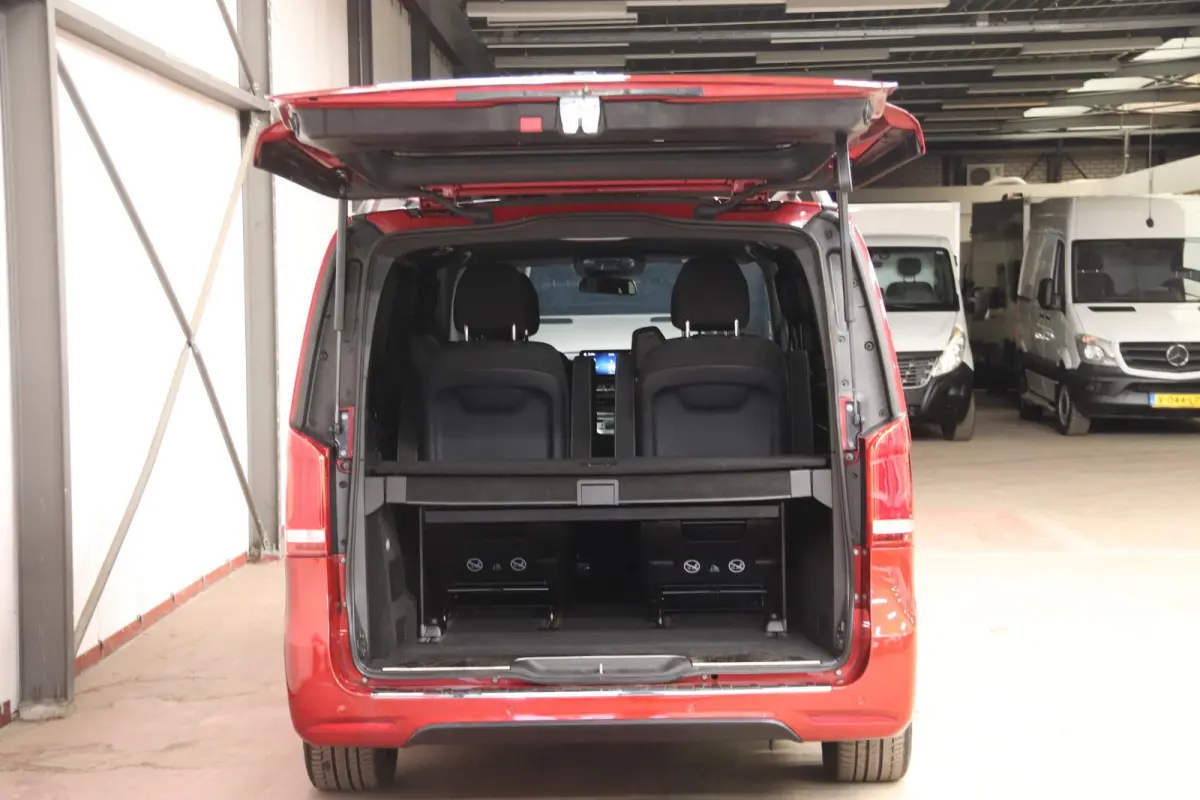 300 L2 LANG 6 persoonsuitvoering Mercedes-Benz EQV 300 L2 6-persoonuitvoering