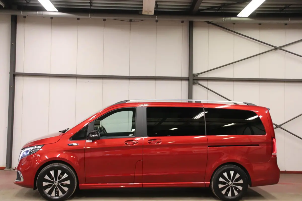 300 L2 LANG 6 persoonsuitvoering Mercedes-Benz EQV 300 L2 6-persoonuitvoering