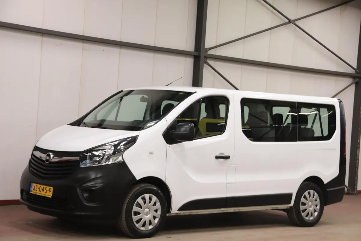 1.6 CDTI PERSONEN VERVOER 9 PERSOONS PERSONENBUS Opel Vivaro Combi 1.6 CDTI PERSONENVERVOER 9 PERSOONS PERSONENBUS