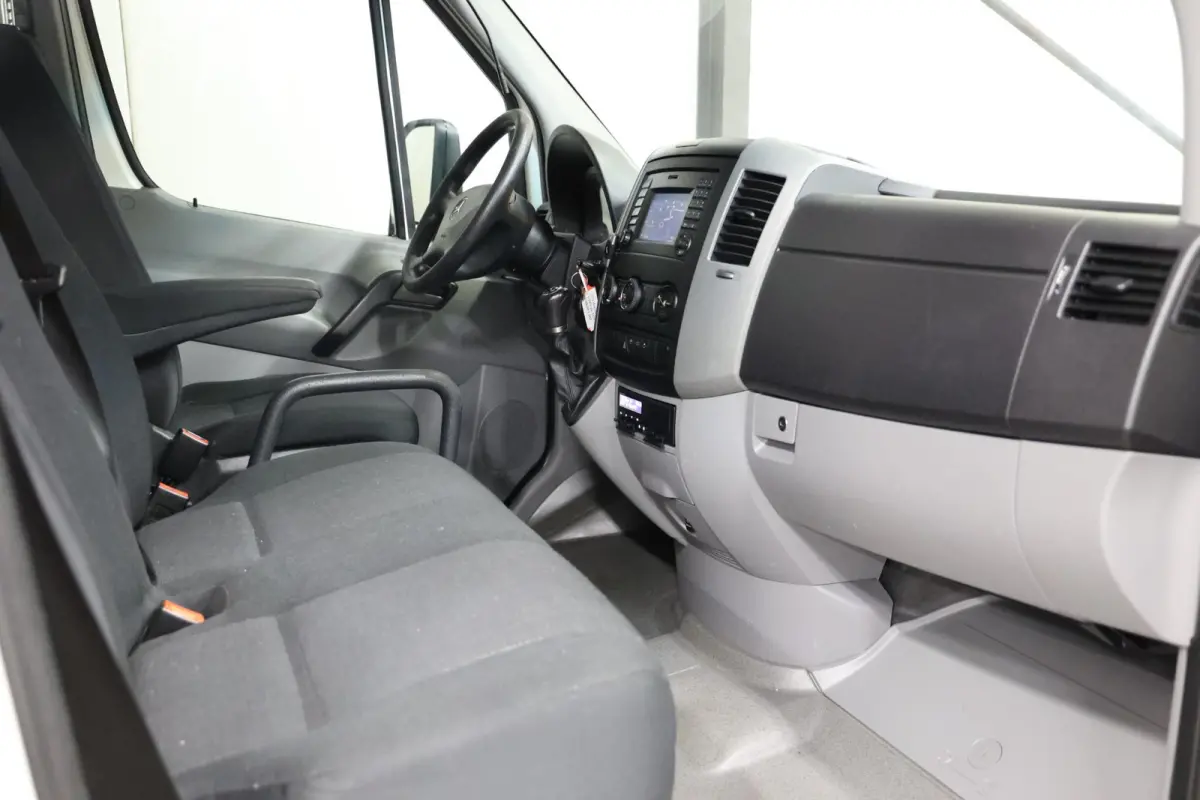 514 2.2 CDI BAKWAGEN MET LAADKLEP ZIJDEUR