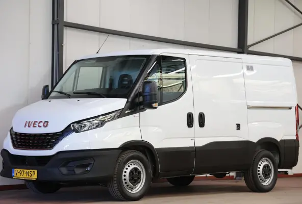 35S16V 2.3 L1H1 AUTOMAAT 160PK 3500KG TREKVERMOGEN