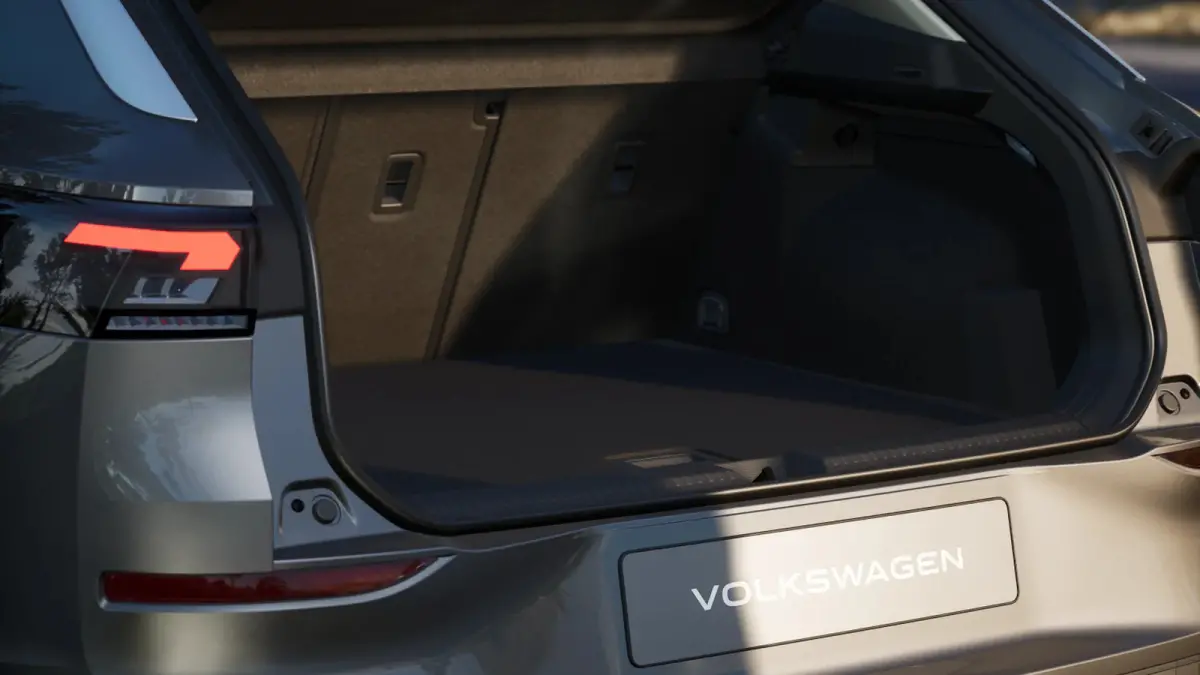 Limited Edition | 'App-Connect' draadloze smartphone integratie | Automatische afstandsregeling (Adaptive Cruise Control) | Buitenspiegels elektrisch instel-, verwarm- en inklapbaar