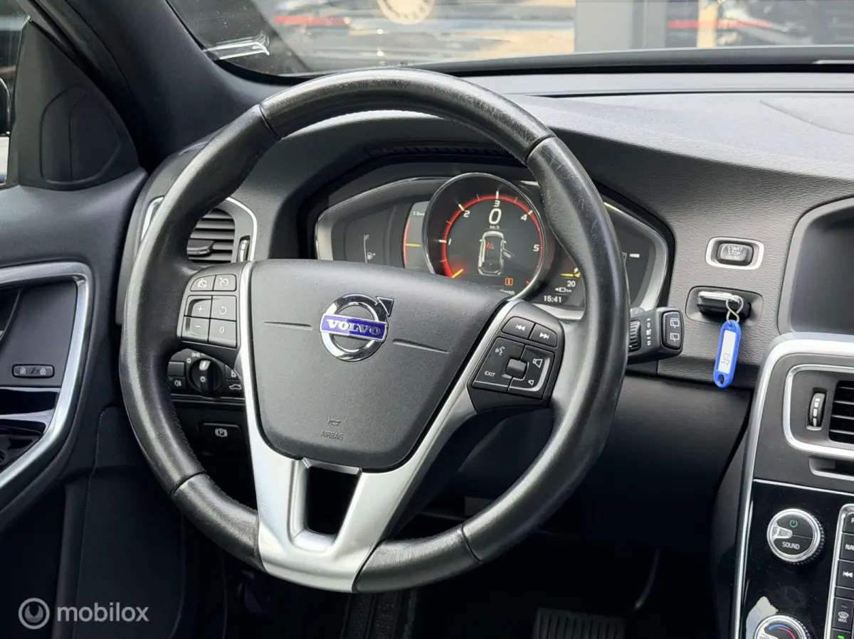 2.4 D5 Twin Engine Special Edition|Navi|Bluetooth|Leder|Stoelverwarming