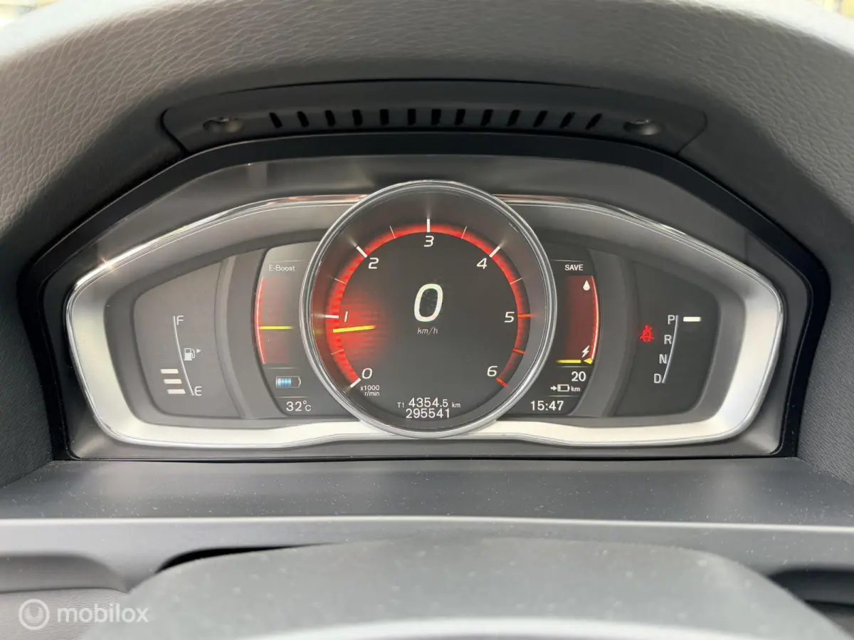 2.4 D5 Twin Engine Special Edition|Navi|Bluetooth|Leder|Stoelverwarming