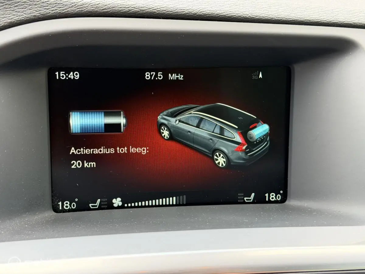 2.4 D5 Twin Engine Special Edition|Navi|Bluetooth|Leder|Stoelverwarming