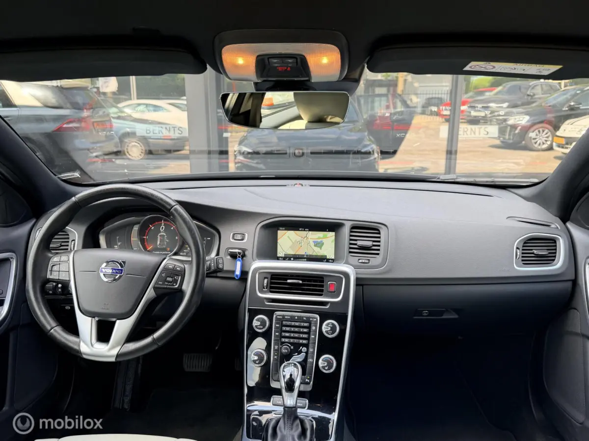 2.4 D5 Twin Engine Special Edition|Navi|Bluetooth|Leder|Stoelverwarming