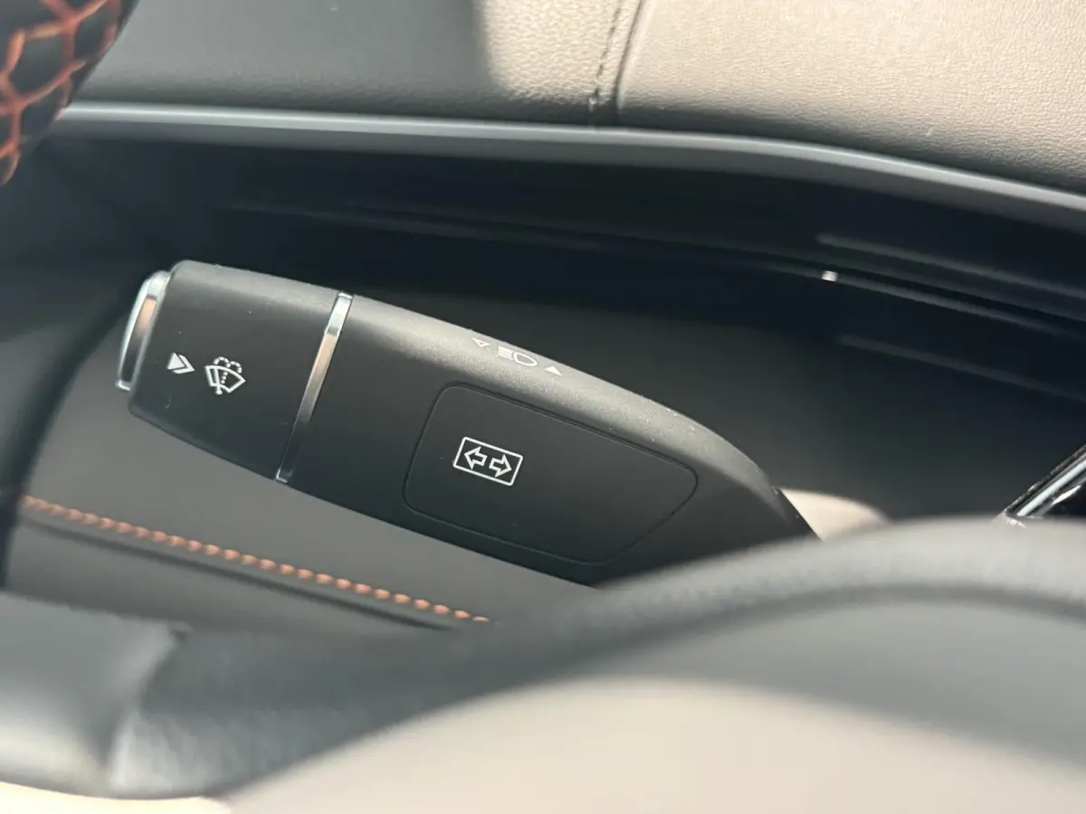 Max 79.97 kWh |DEMODEAL| 467km | 218PK | E-Trekhaak
