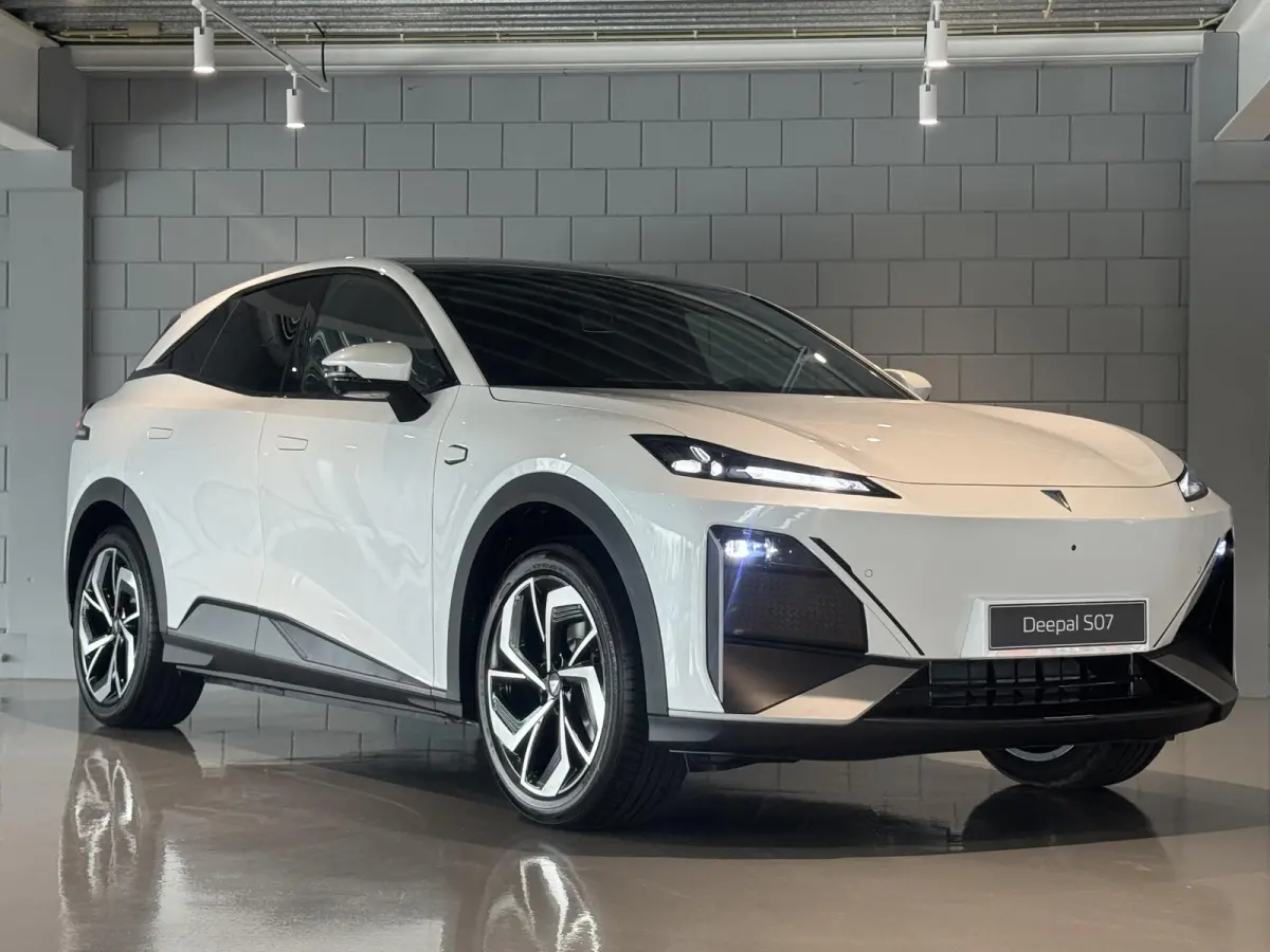 Max 79.97 kWh |DEMODEAL| 467km | 218PK | E-Trekhaak