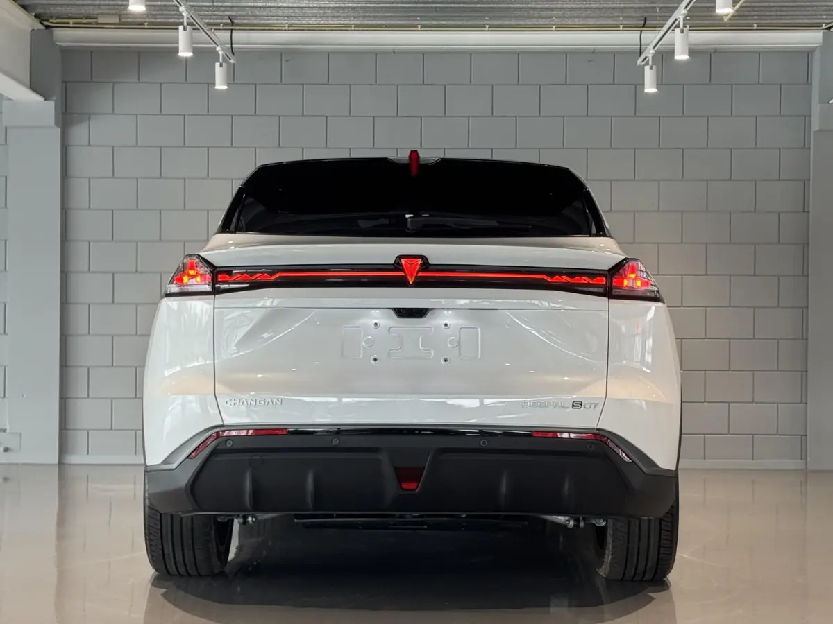 Max 79.97 kWh |DEMODEAL| 467km | 218PK | E-Trekhaak