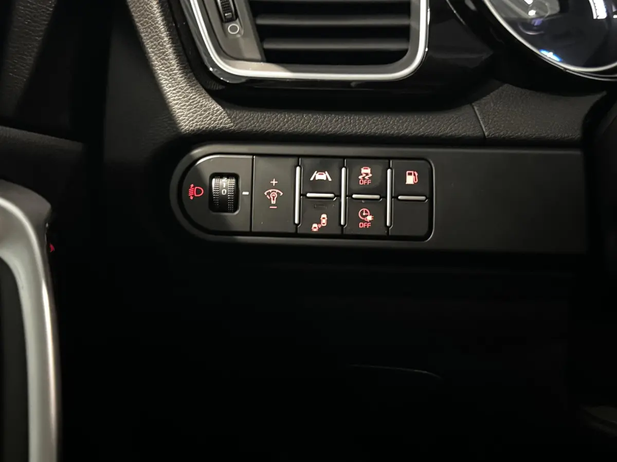 1.6 GDI PHEV DynamicLine | Panoramadak | Achteruitrijcamera | Navigatie | Apple CarPlay