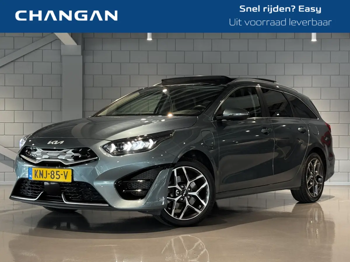 1.6 GDI PHEV DynamicLine | Panoramadak | Achteruitrijcamera | Navigatie | Apple CarPlay