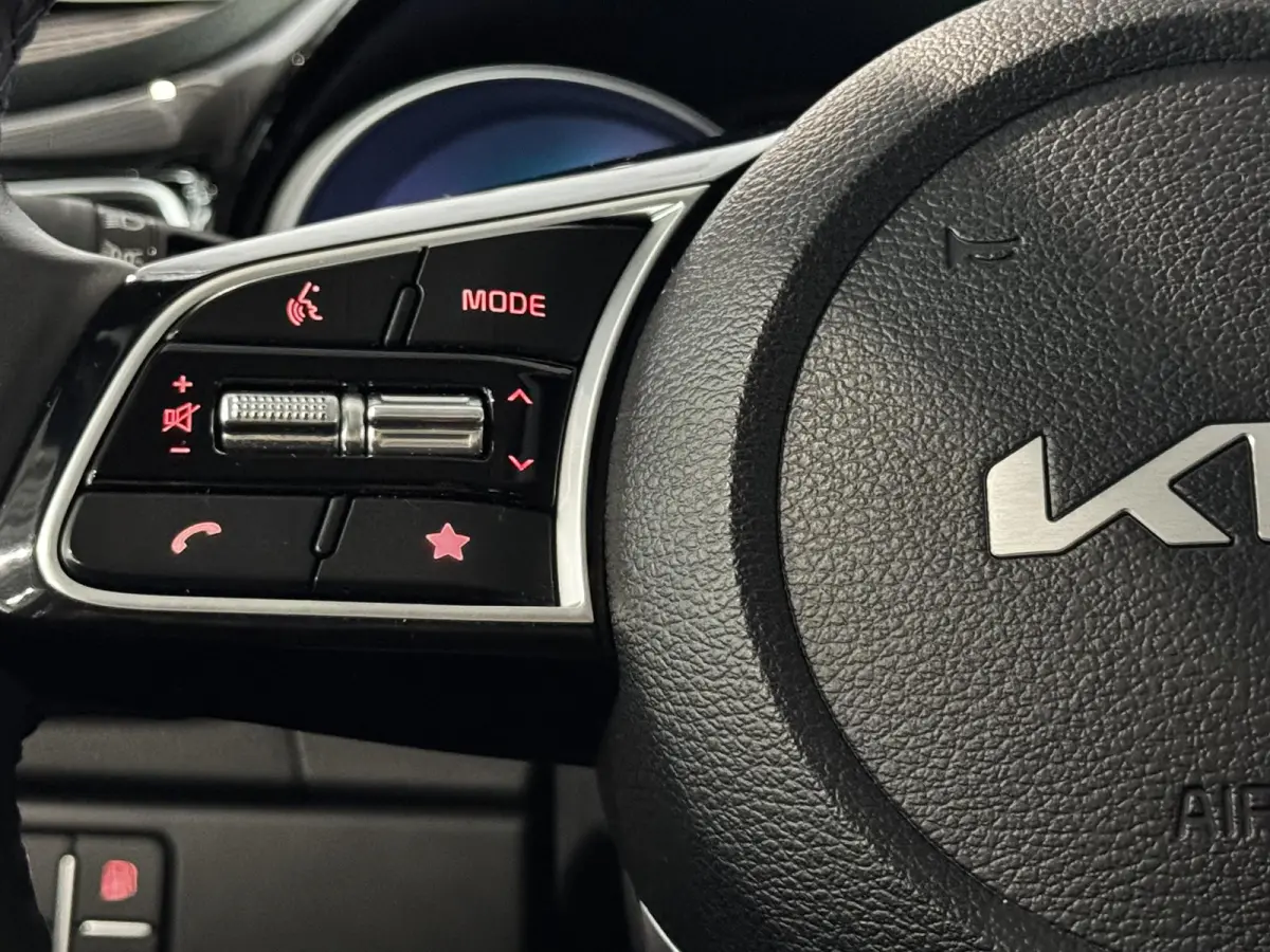 1.6 GDI PHEV DynamicLine | Panoramadak | Achteruitrijcamera | Navigatie | Apple CarPlay