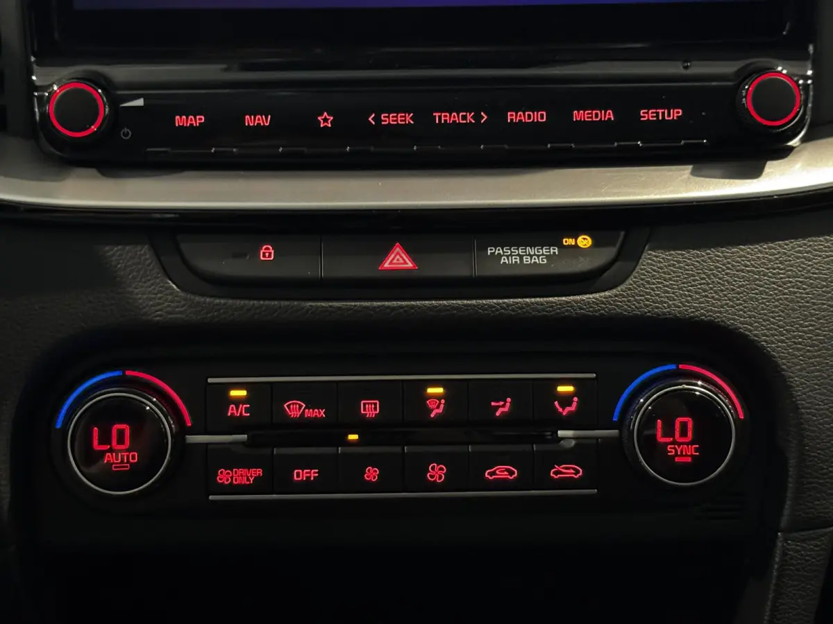1.6 GDI PHEV DynamicLine | Panoramadak | Achteruitrijcamera | Navigatie | Apple CarPlay