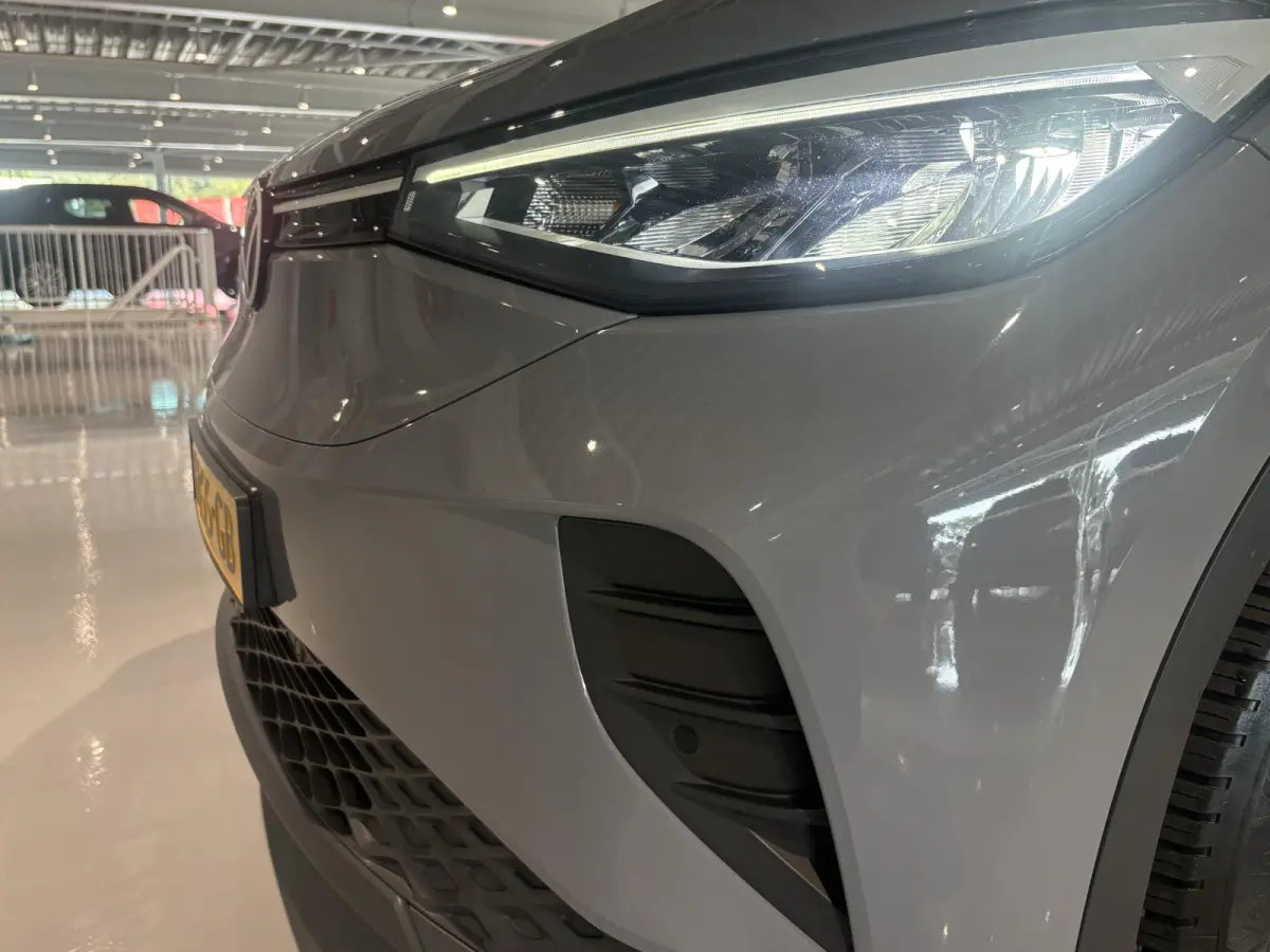 Pure 52 kWh Navi | Voorruitverwarming | Achteruitrij camera | Stoel verwarming voor |