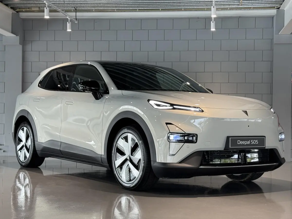 Max 68.8 kWh | VOORRAADACTIE!! | 272PK | Head-Up | Pano | Stoelvent.