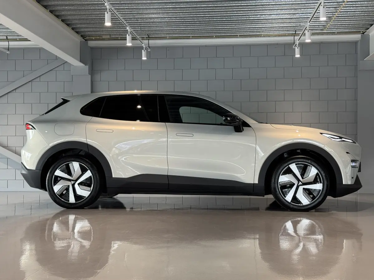 Max 68.8 kWh | VOORRAADACTIE!! | 272PK | Head-Up | Pano | Stoelvent.
