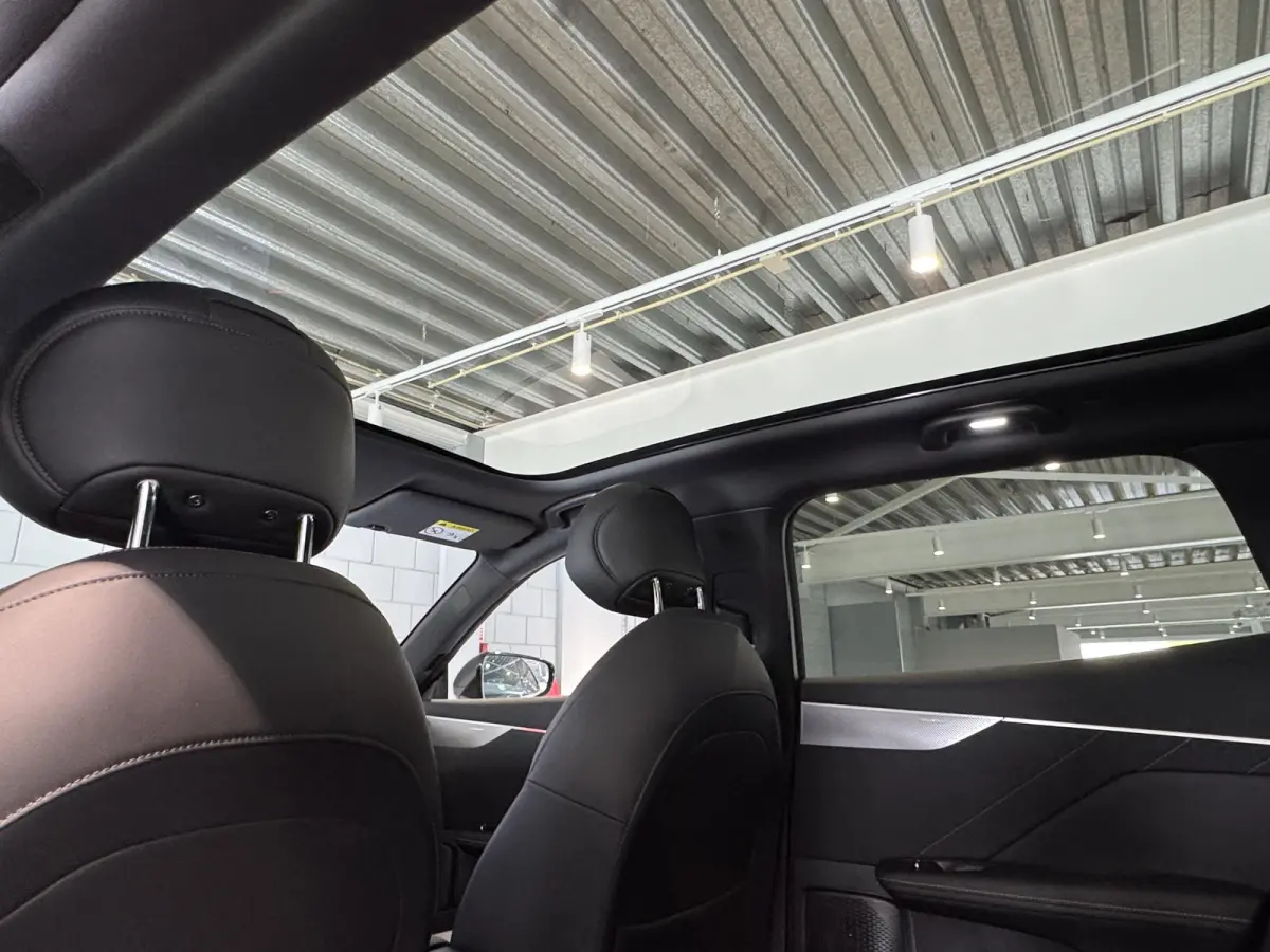 Max 68.8 kWh | VOORRAADACTIE!! | 272PK | Head-Up | Pano | Stoelvent.