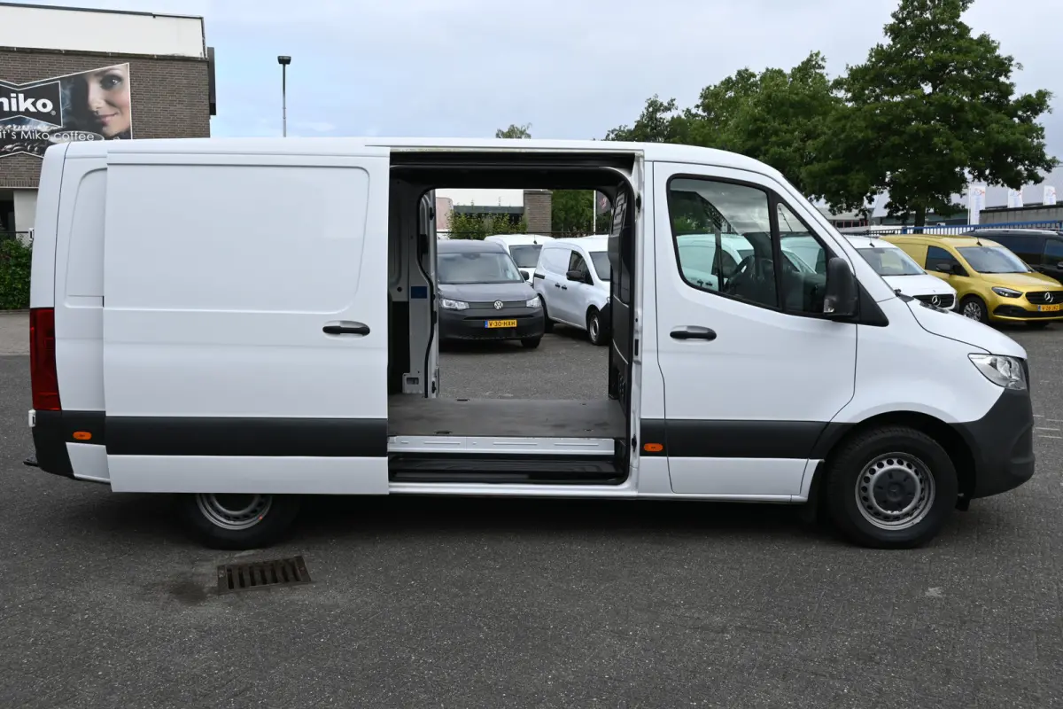 315 CDI L2H1 RWD 2 Schuifdeuren, MBUX Navigatie met camera, Standkachel