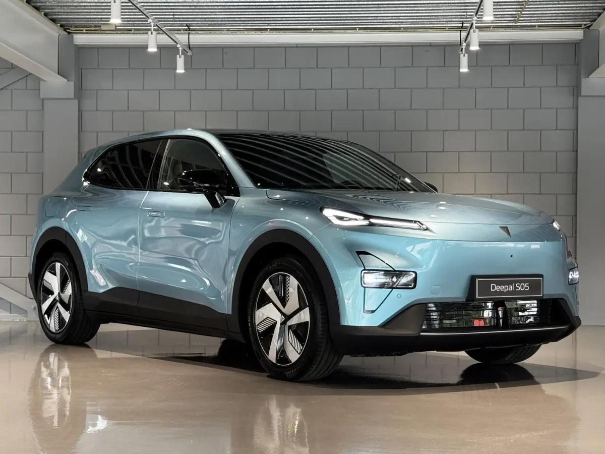 Max 68.8 kWh | DEMODEAL | 272PK | Head-Up | Pano